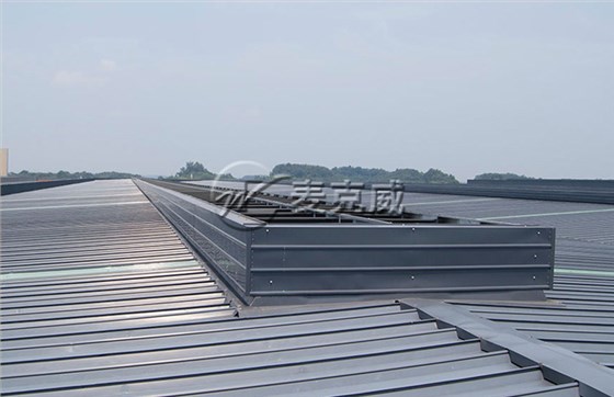 華西能源廠房通風(fēng)天窗項(xiàng)目 華西能源廠房通風(fēng)天窗項(xiàng)目