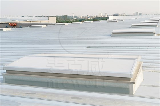 南昌電動排煙通風(fēng)天窗3 南昌電動排煙通風(fēng)天窗3