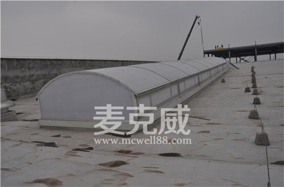 圓拱型電動采光排煙天窗 圓拱型電動采光排煙天窗