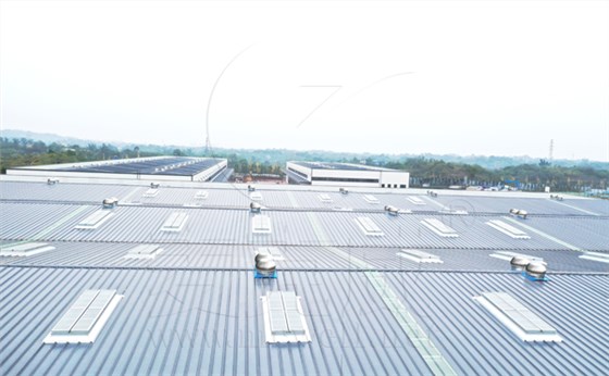 瀘州物流園-一字型電動采光排煙天窗 瀘州物流園-一字型電動采光排煙天窗