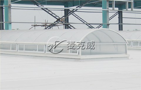 C3CT圓拱型電動采光排煙天窗(側開式) C3CT圓拱型電動采光排煙天窗(側開式)