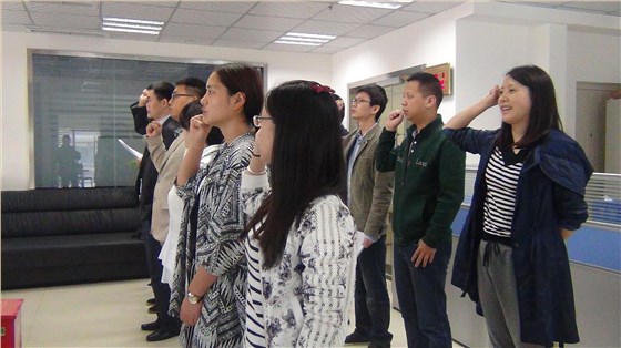 通風天窗專業制造商  通風天窗專業制造商