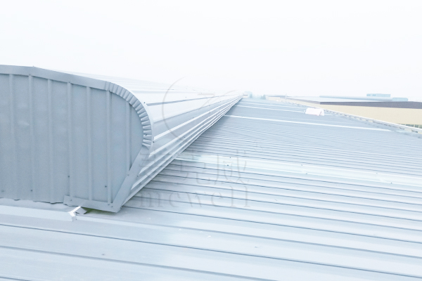 麥克威弧線形通風天窗 麥克威弧線形通風天窗