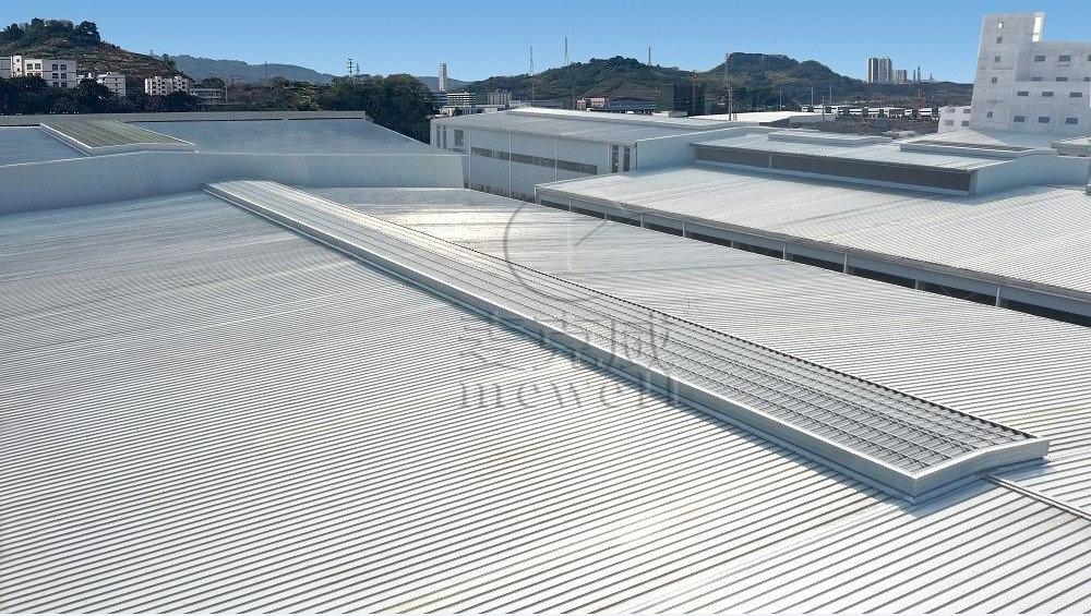 云南貝特瑞年產(chǎn)20萬噸鋰電負(fù)極材料一體化項(xiàng)目—云南薄型通風(fēng)天窗 云南貝特瑞年產(chǎn)20萬噸鋰電負(fù)極材料一體化項(xiàng)目—云南薄型通風(fēng)天窗