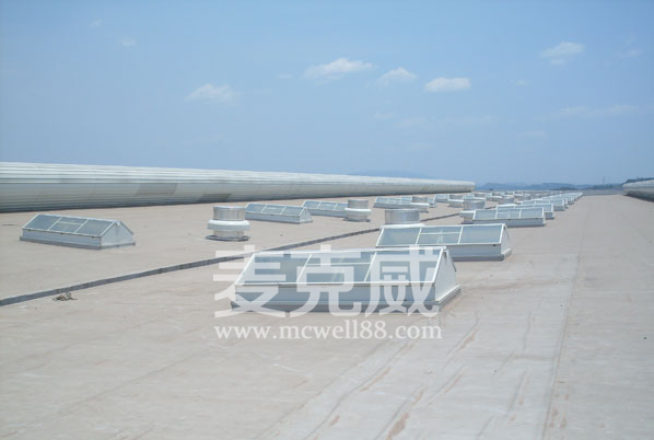 三角形電動采光排煙天窗 三角形電動采光排煙天窗