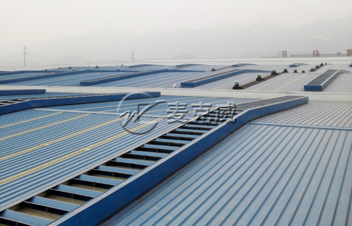 順坡通風氣樓(間隔風道式) 順坡通風氣樓(間隔風道式)