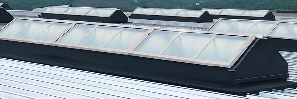 下開式三角形排煙天窗 下開式三角形排煙天窗